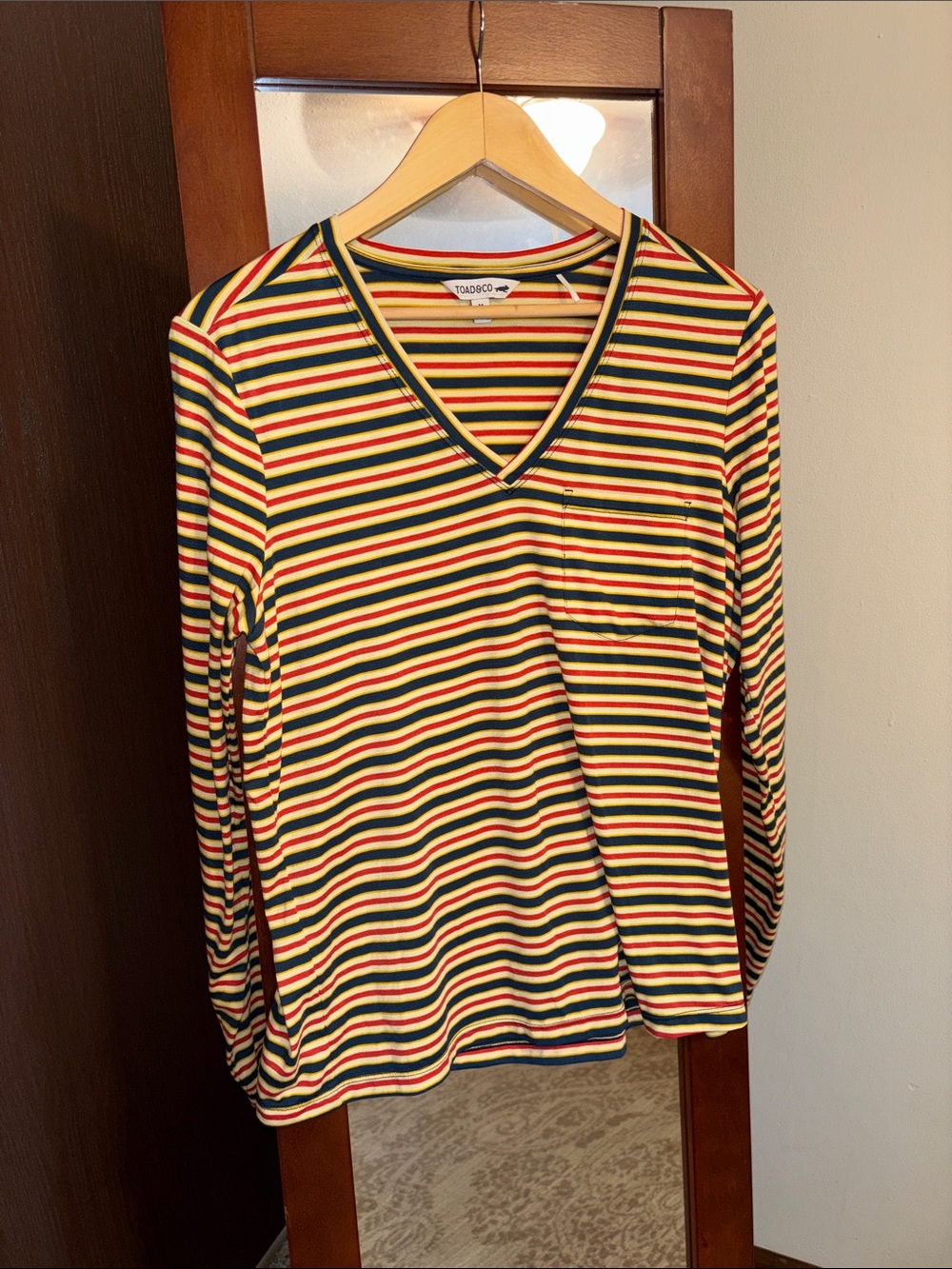 Toad & Co Women’s Long Sleeve Striped V Neck Size Medium